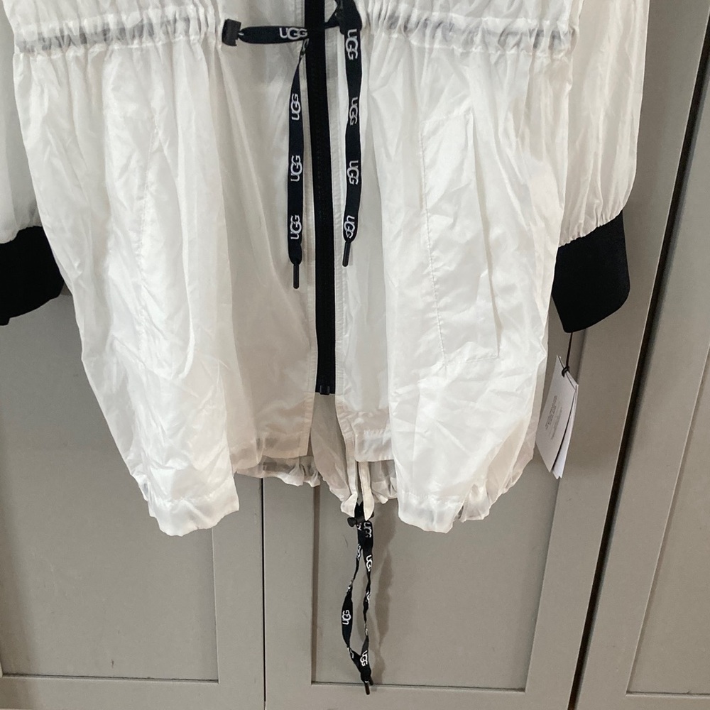 UGG White Brittany Hooded Anorak NWT - Picture 8 of 16